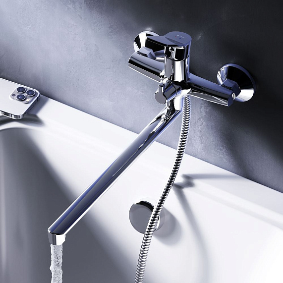 Смеситель для ванны и душа AM.PM X-Joy F85A90200 длинный излив, хром-1
